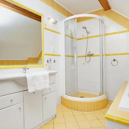 Vltavska Pohadka Отель 3*