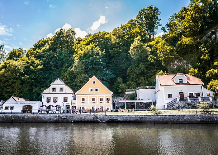 Hotel Vltavská Pohádka 3*