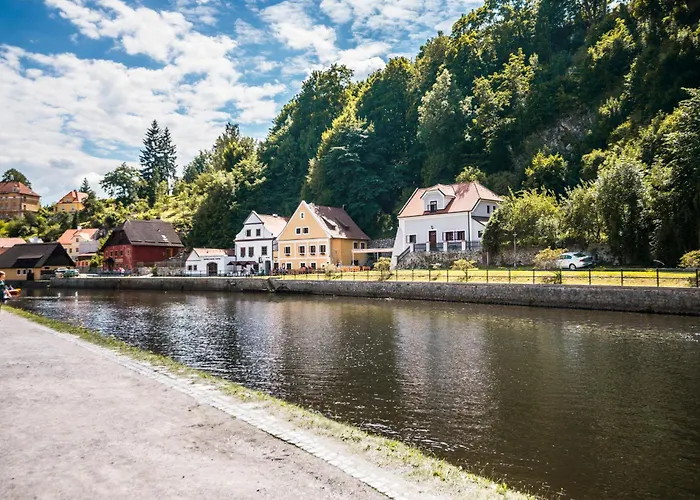 伏尔塔瓦童话故事酒店 3* Český Krumlov